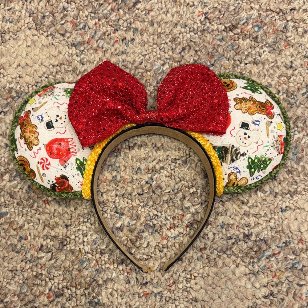 Christmas Disney Holiday Minnie Mouse Ears Headband